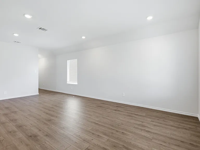 750 Orchid Way — Photo 8