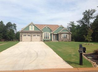 381 Reflection Dr, Greer, SC 29651