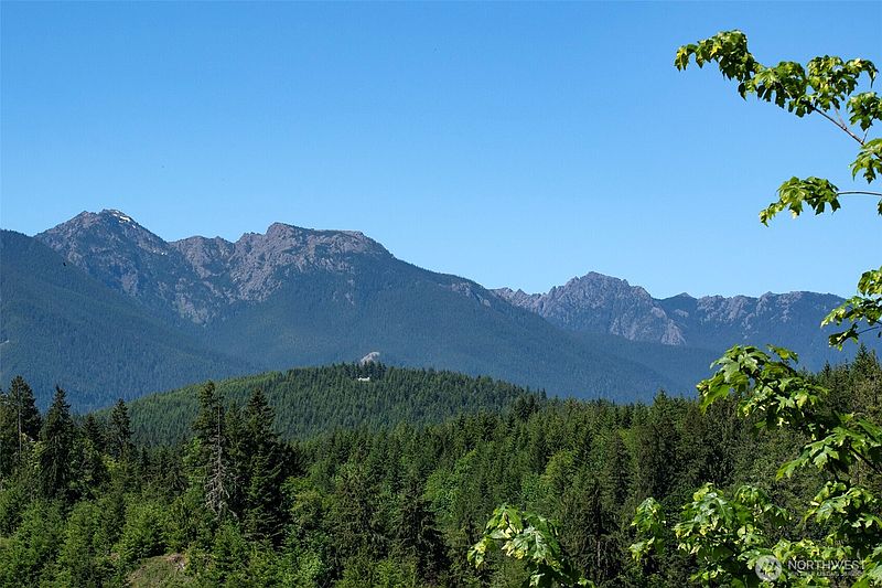 2nd image of 9999 Blue Mountain Road