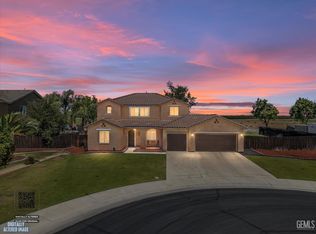 15640 Marcella Ct, Bakersfield, CA 93314
