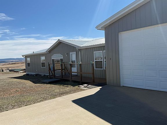 3rd image of 2 Mesa Cir