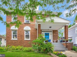 3725 35th St, Mount Rainier, MD