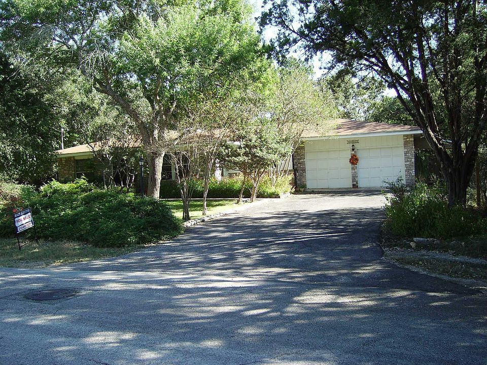 1st image of 16915 Sugar Crest Dr