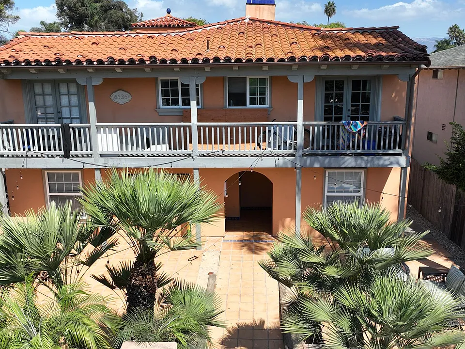 6636 Del Playa Dr