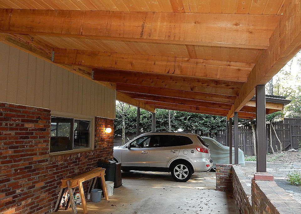 2nd image of 3297 Lynnray Dr