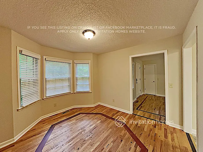 1935 Doefield St — Photo 7