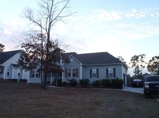 755 Jim Grant Ave, Sneads Ferry, NC 28460