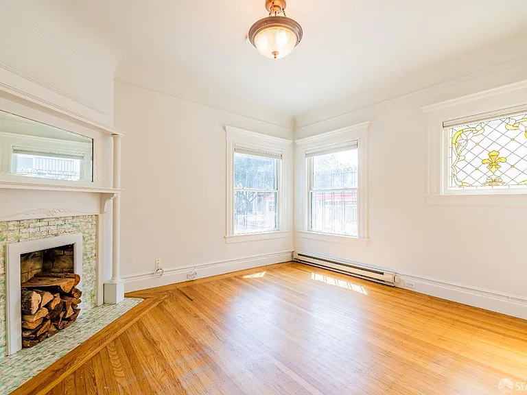 664 Cole St — Photo 1