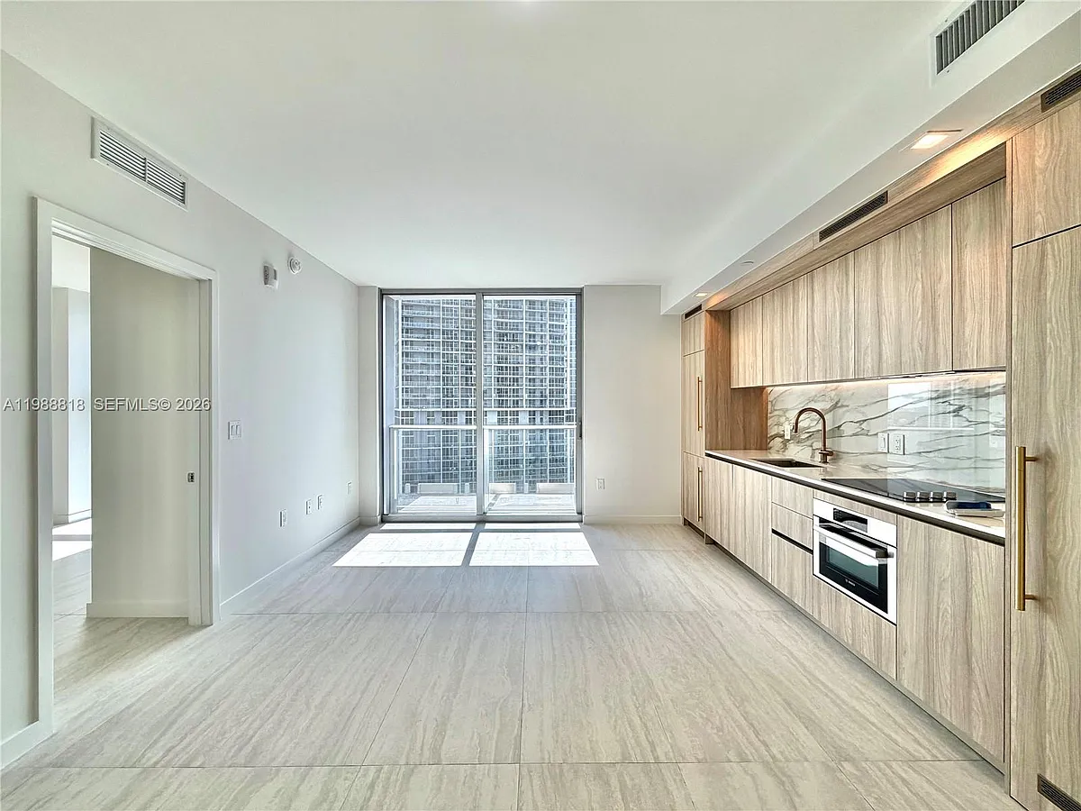 Photo 2 of 64 - 77 SE 5th St #1615 - Miami, FL Building Photo - 77 SE 5th St #1615