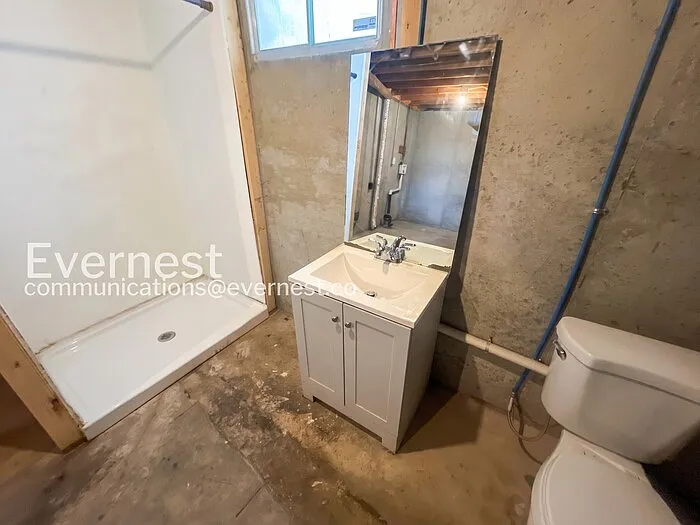 9805 N Wayne Ave — Photo 42