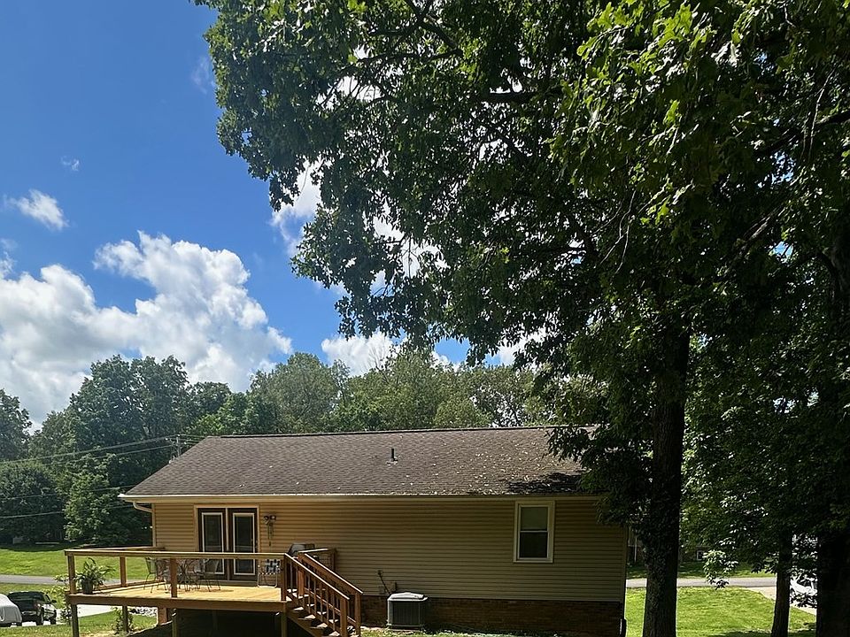 2nd image of 270 Hickory Hollow Dr