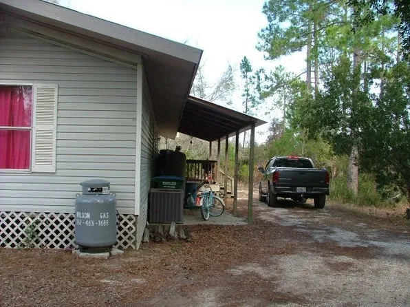 5791 SW 102nd Ter, Cedar Key, FL 32625