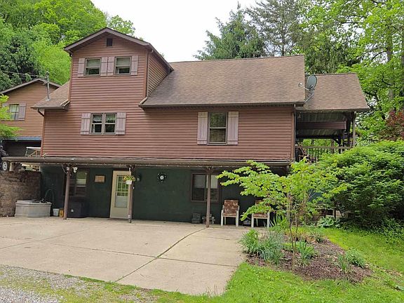 2nd image of 557 Ross Rd SE