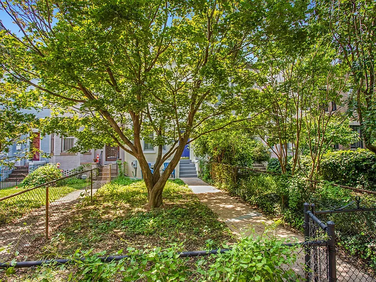 1373 N Carolina Ave NE — Photo 46