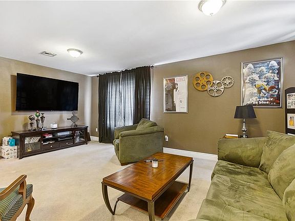 4th image of 7208 W Tamaron Blvd