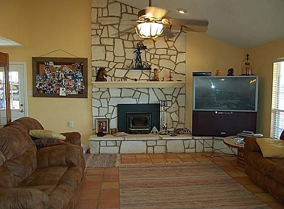 3rd image of 1201 County Road 263