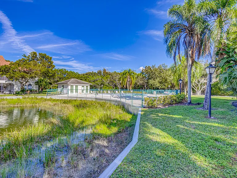 296 Cypress Point Dr — Photo 51