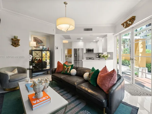 18475 NE 30th Pl, North Miami Beach, FL 33160