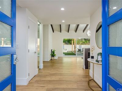 23730 Lund St, Woodland Hills, CA, 91367