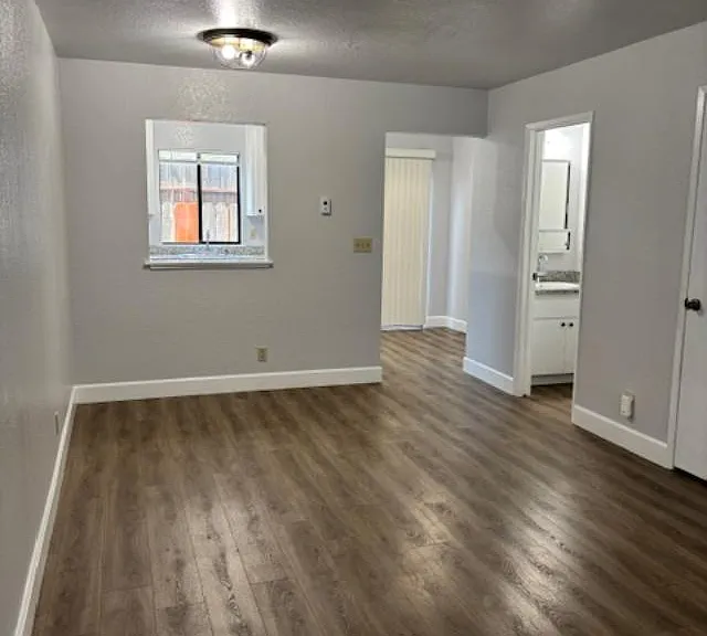 907 Elgin St #G — Photo 21