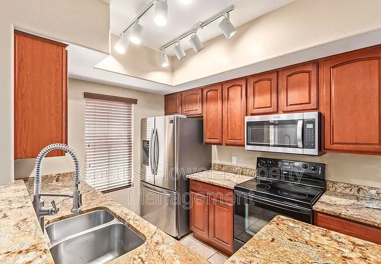 280 S Evergreen Rd #1307 — Photo 4