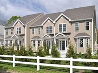 260 S Main St APT 5, Attleboro, MA, 02703