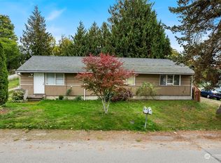 2831 NE 13th St, Renton, WA 98056