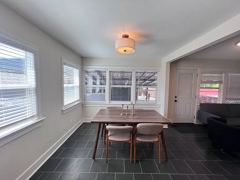 2355 Cherry St — Photo 34
