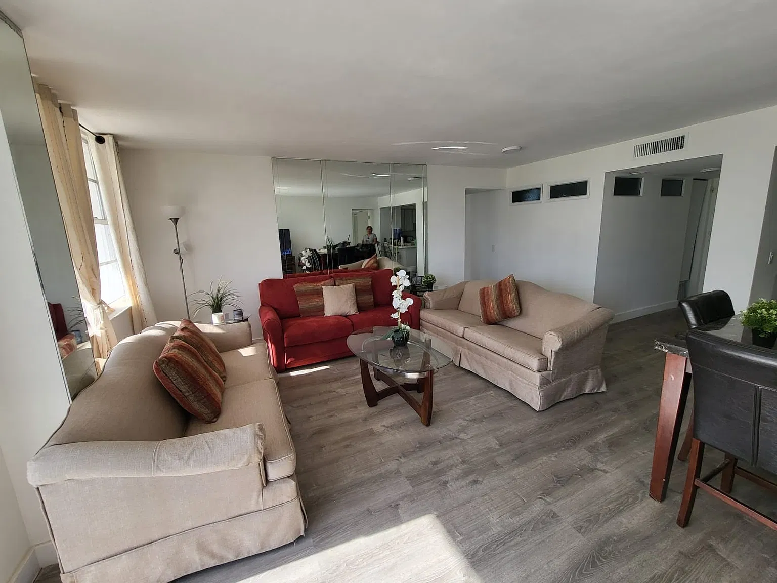 2 bed, 1466 sqft, $3,200 — Photo 4