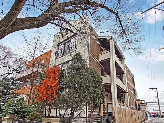 2nd image of 4721 W Pensacola Ave #3