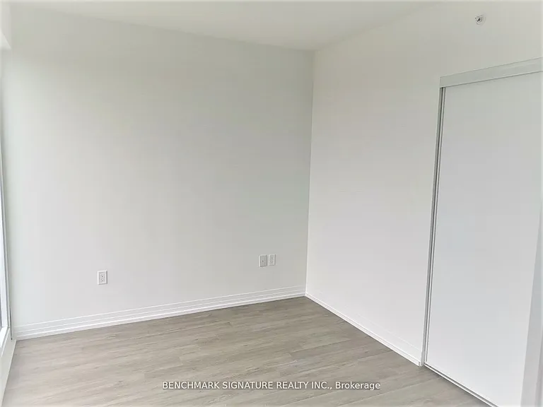 251 Jarvis St #4015 — Photo 13