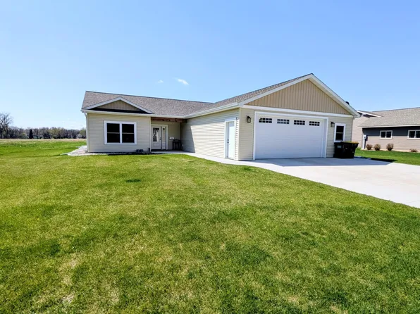 1401 W Fairview Ave, Olivia, MN 56277