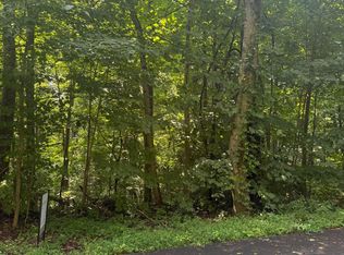2208 Nantucket Dr, Johnson City, TN 37604
