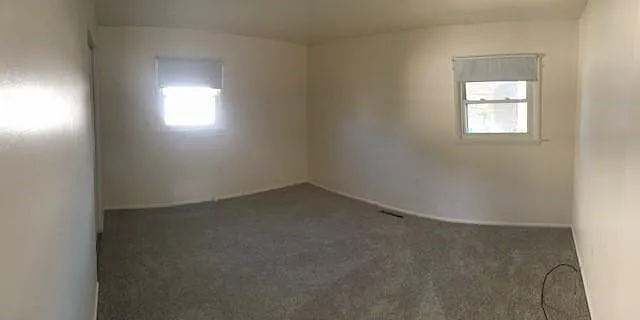 4634 S Clearview Dr — Photo 8
