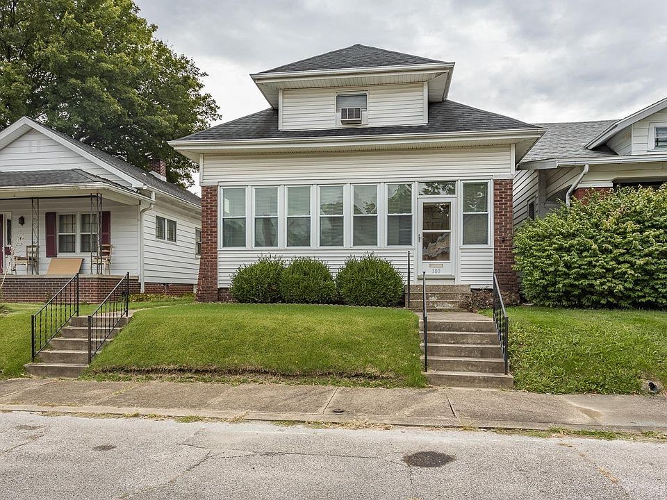 1st image of 303 Reis Ave
