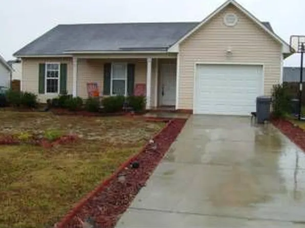 3617 Camden Road Ext, Hope Mills, NC 28348