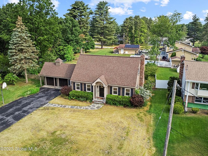 4th image of 7 Elmwood Drive