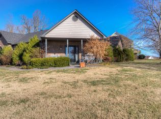 1421 Zachary Taylor Rd, Knoxville, TN 37922