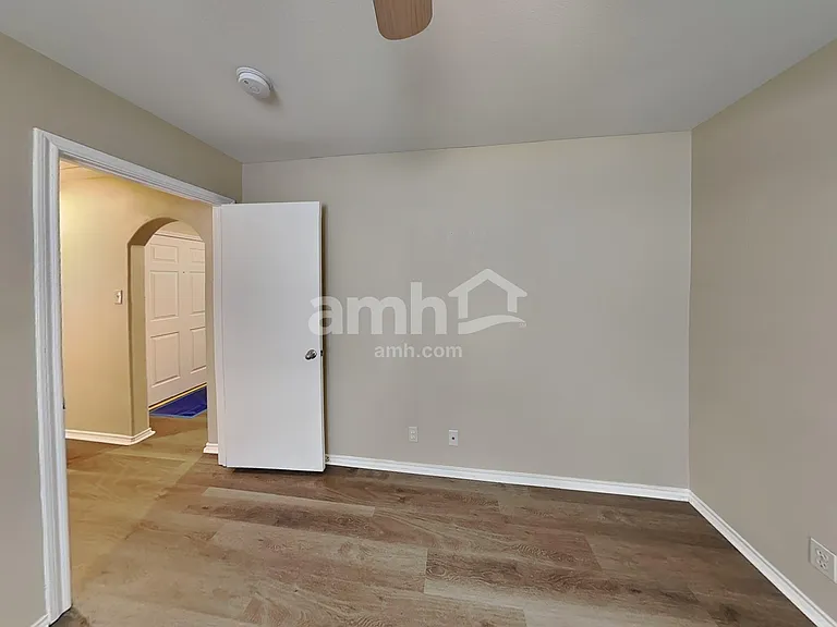 15243 Kamary Ln — Photo 18