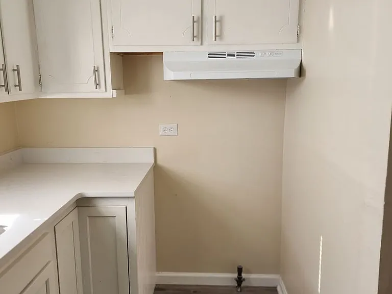 4306 Shady Villa Dr — Photo 30