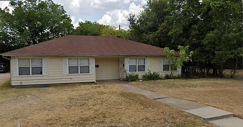 411 Sulphur Springs Rd Photo 1