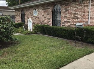 1119 Dolhonde St, Gretna, LA 70053