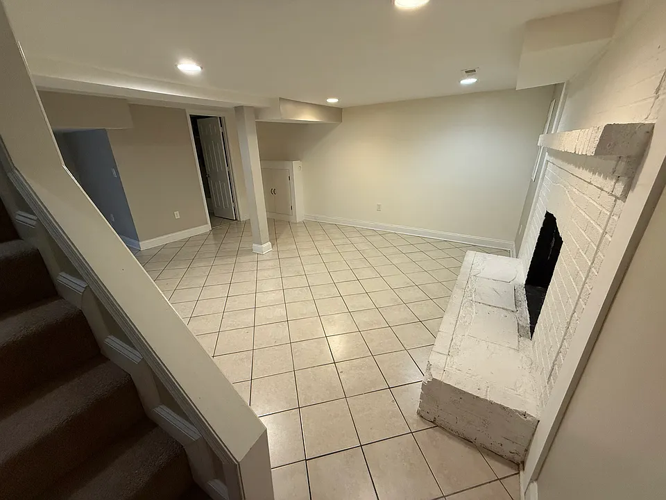 715 Opus Ave #BASEMENT