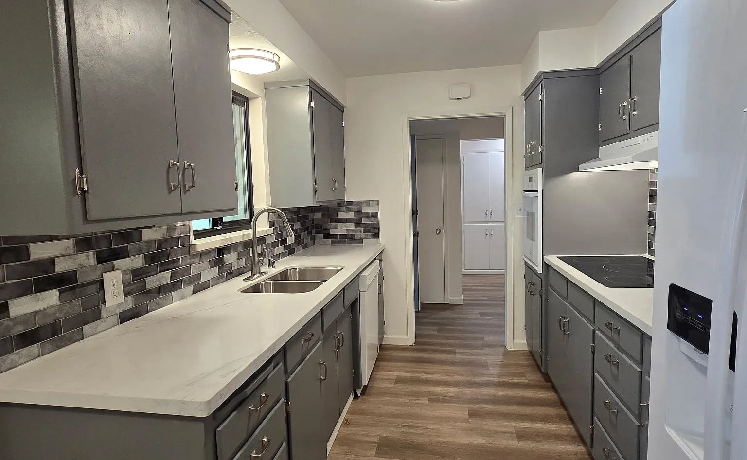 3 bed, 1500 sqft, $2,800 — Photo 4