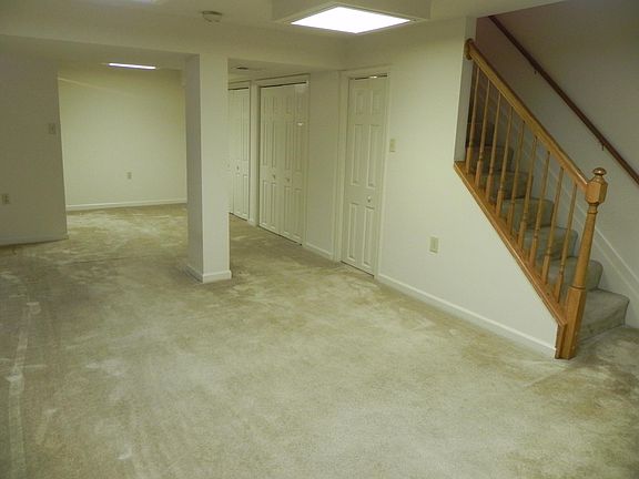 5th image of 1210 Rose Hill Ave