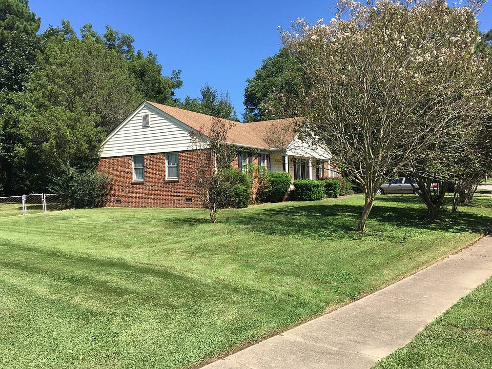 2nd image of 628 Luray Ter