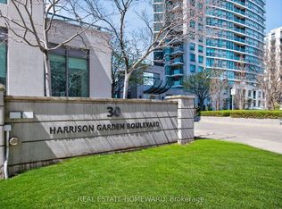 30 Harrison Garden Blvd #602, Toronto, ON M2N 2T3