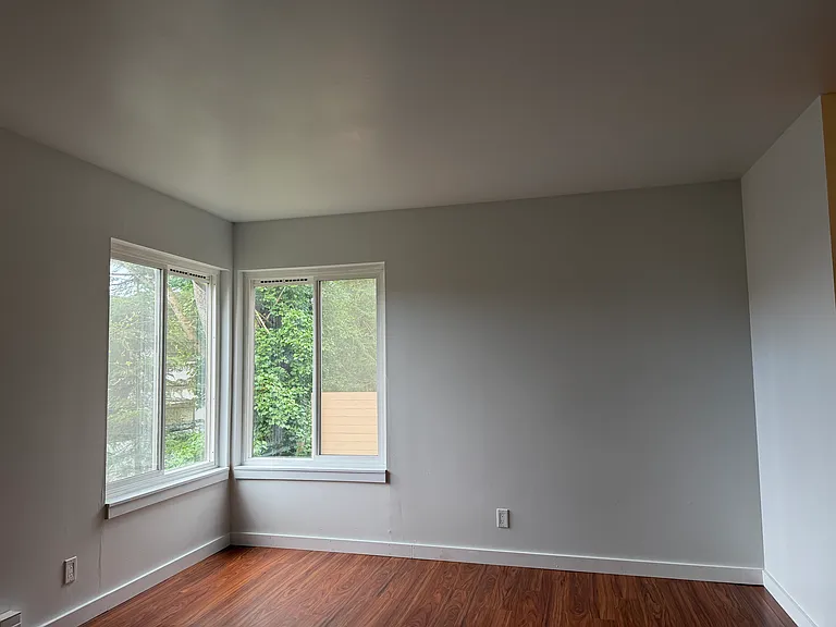 510 NE 98th St #102 — Photo 17