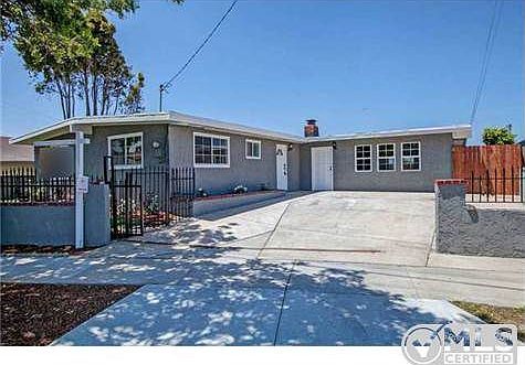 1st image of 520 Bleriot Ave