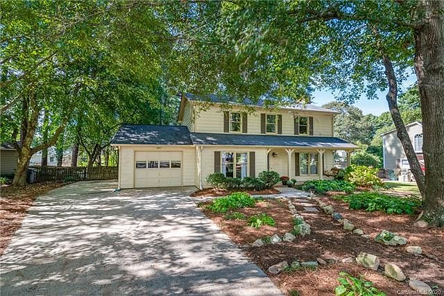 1st image of 1407 Rivermont Dr